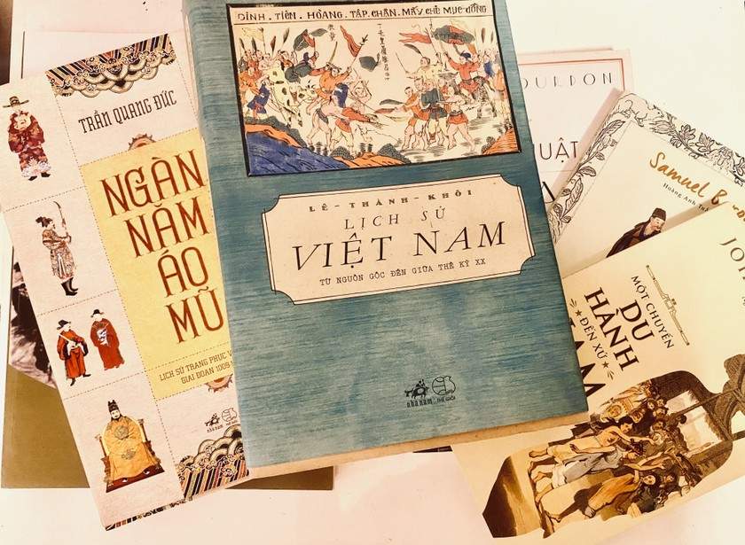 Sách lịch sử Việt Nam